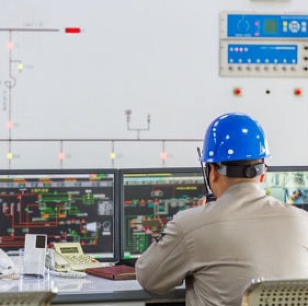 O CONNECTPROPLUS é um sistema de automação industrial que permite a realização do controle dos parâmetros utilizados em máquinas industriais. Com isso, oferece para as empresas inúmeros benefícios que tornam a produção mais eficaz.