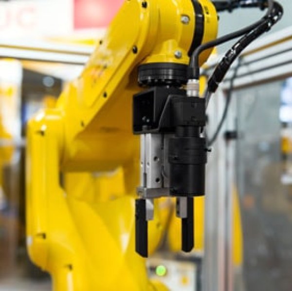 O CONNECTPROPLUS é um sistema de automação industrial que permite a realização de consultas da máquina a informações do sistema para que o software realize alguma análise ou consulta sem a interferência nas demais funções disponíveis.